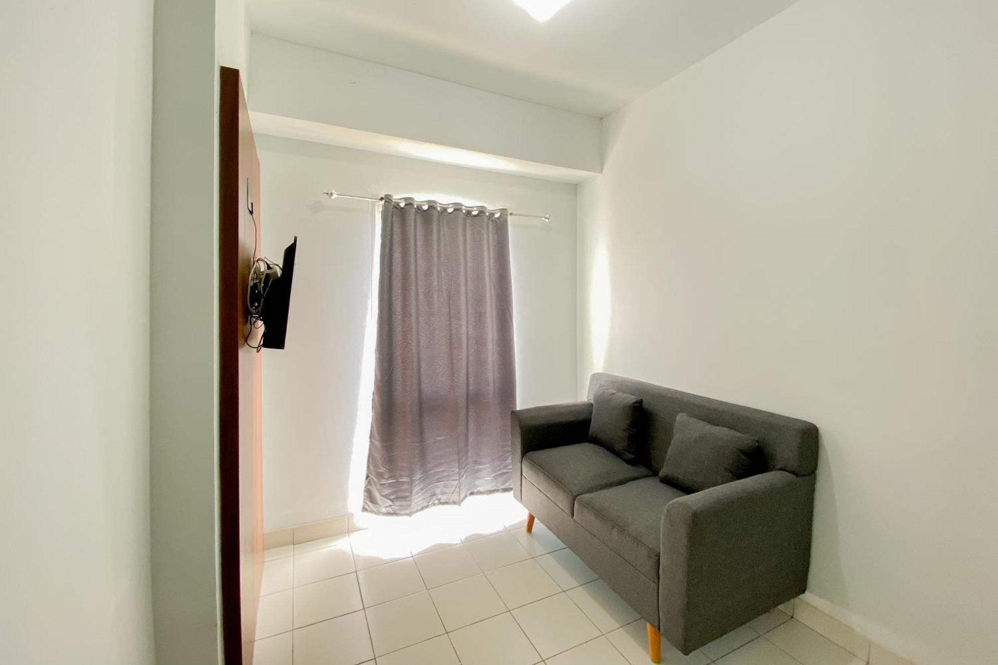 Simply Look 1br With Extra Patraland Urbano By Travelio * Bekasi