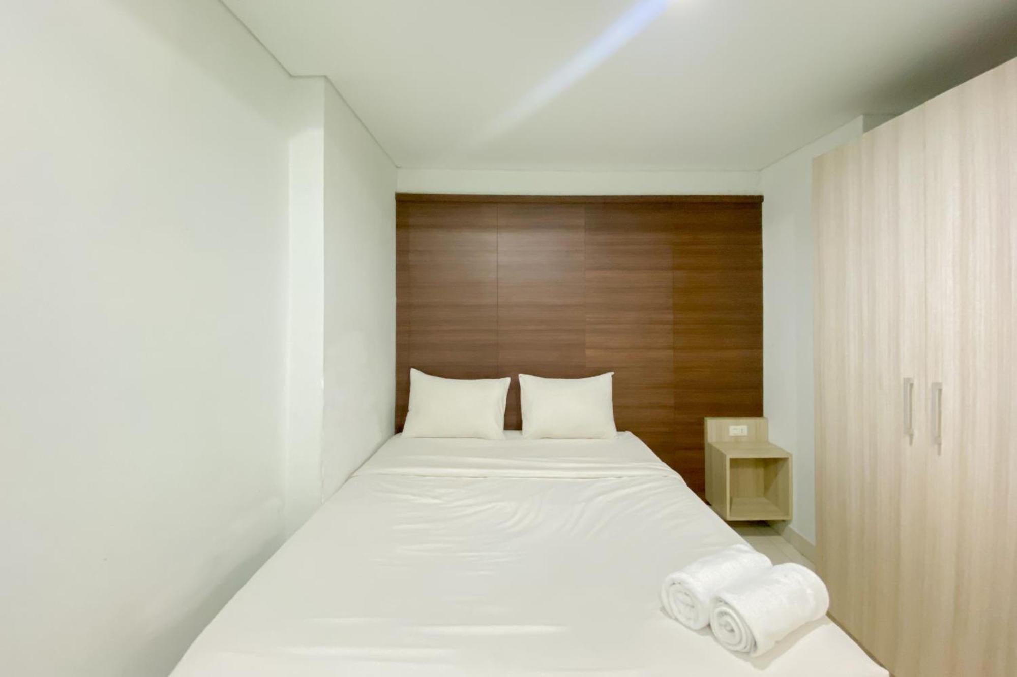 Apartemen Simply Look 1br With Extra Patraland Urbano By Travelio